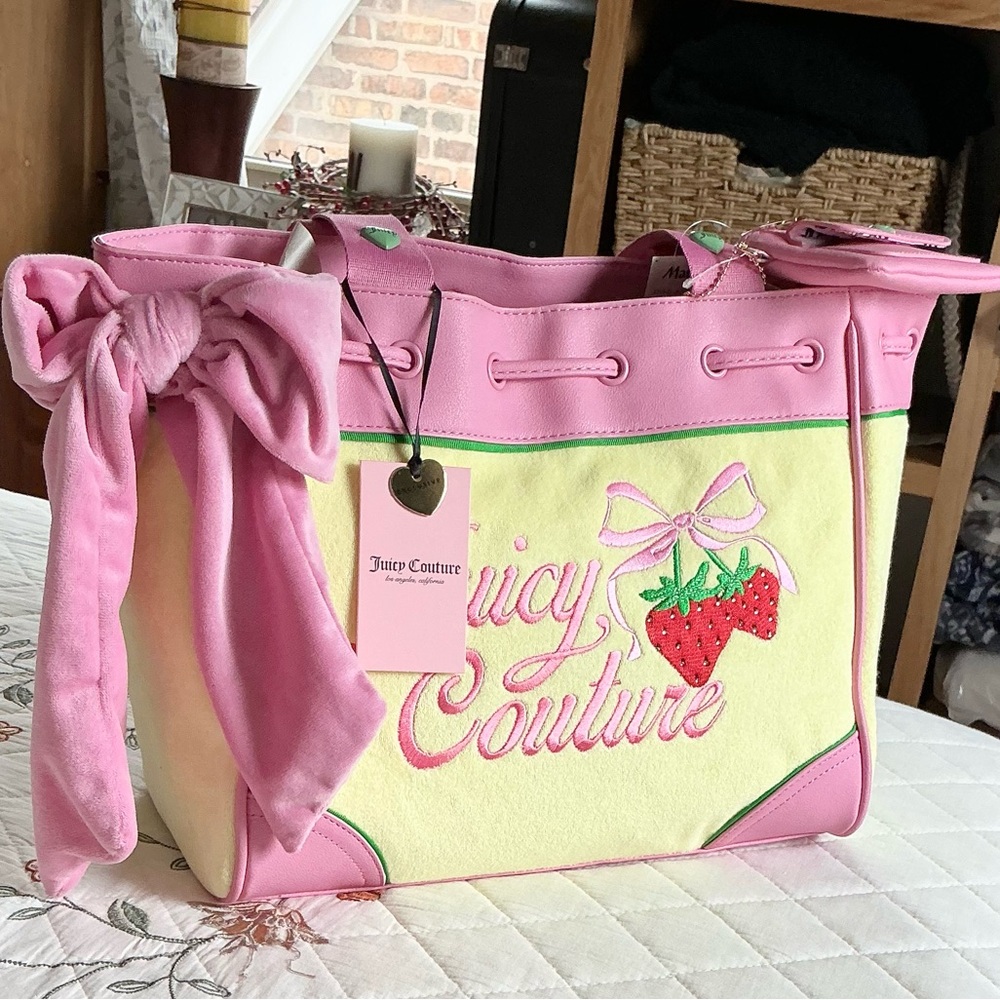 Juicy Couture daydreamer bag